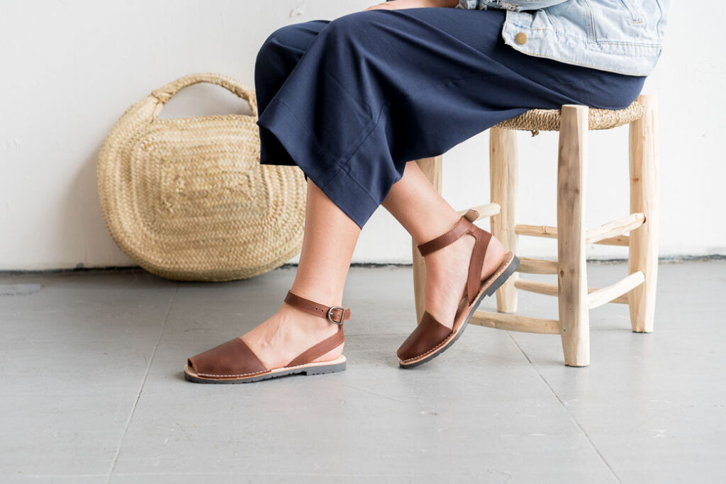 Pons Sandals